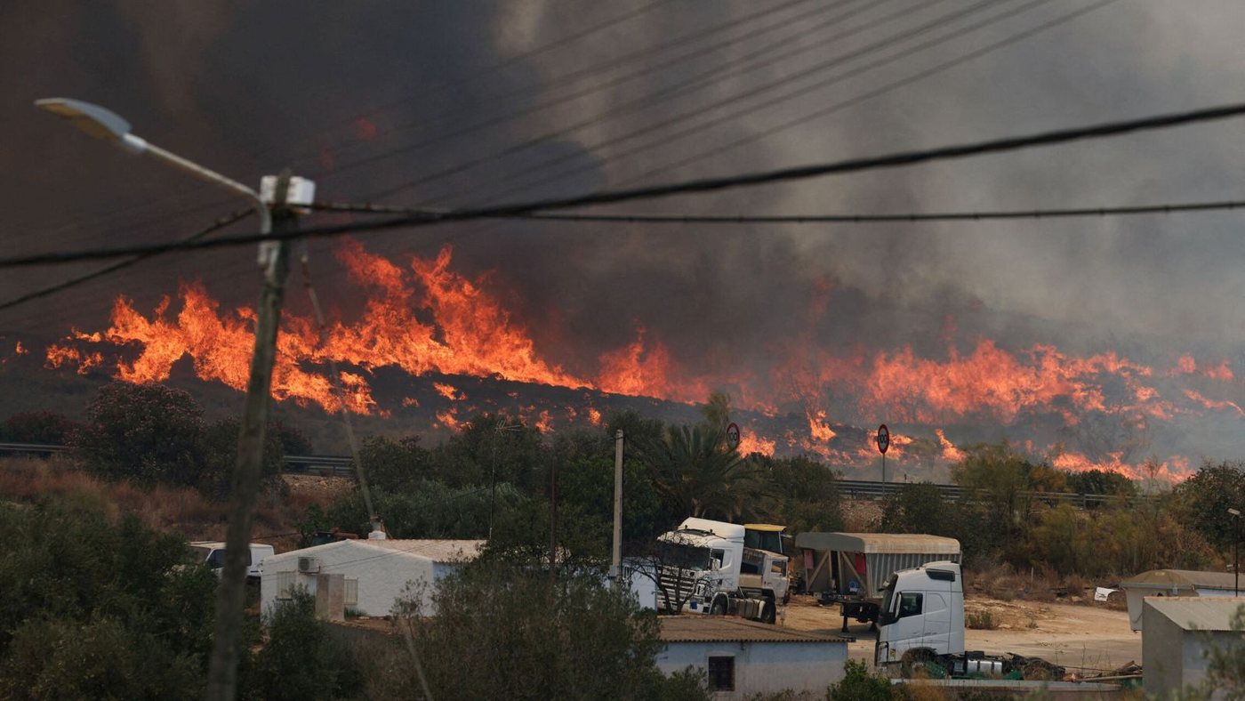 Al menos 12 muertos en el incendio de Bédar, la mayoría británicos, atrapados por el viento y el terreno