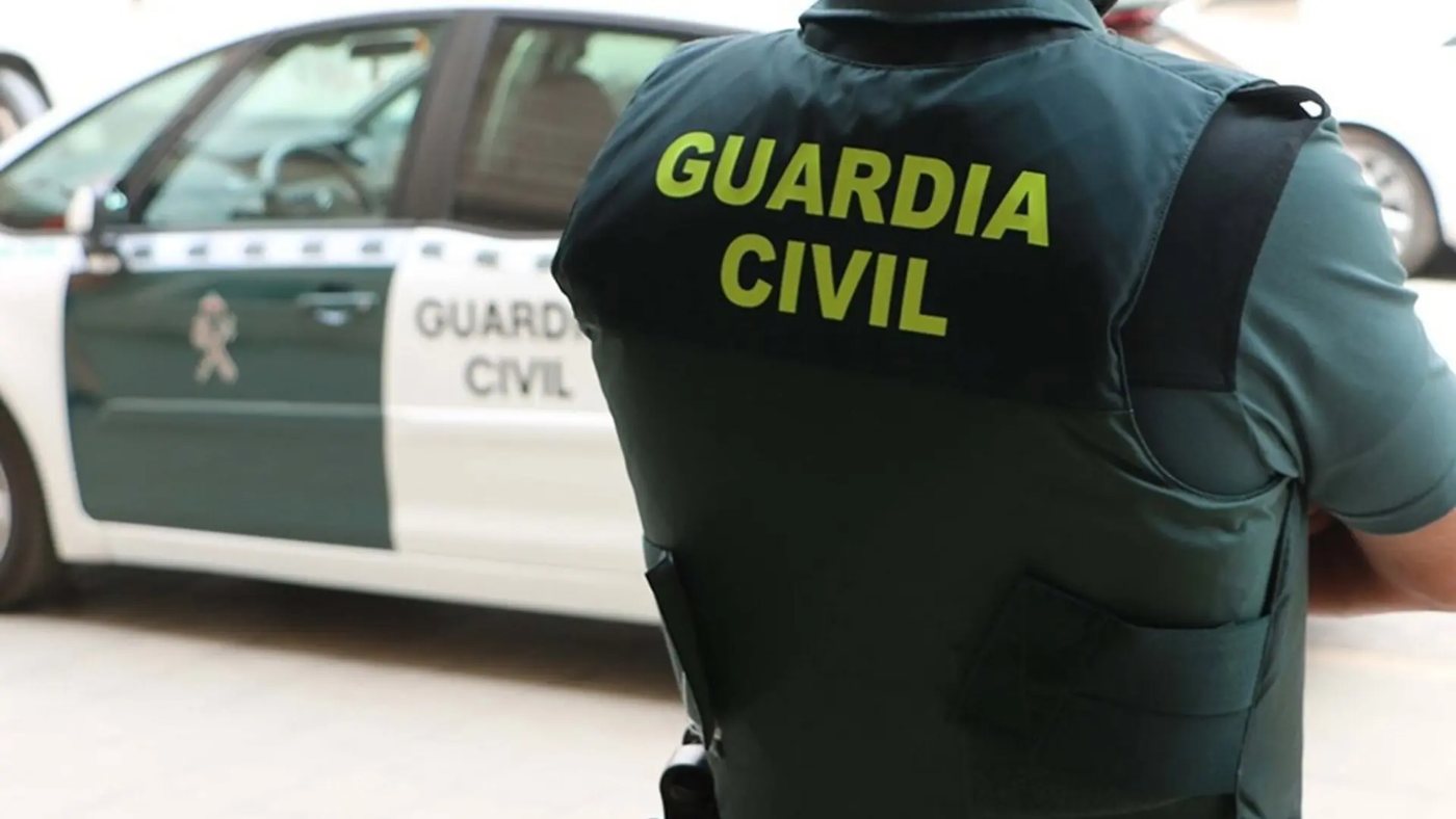 Detenido en Almería por rociar con gasolina su edificio para evitar un desahucio