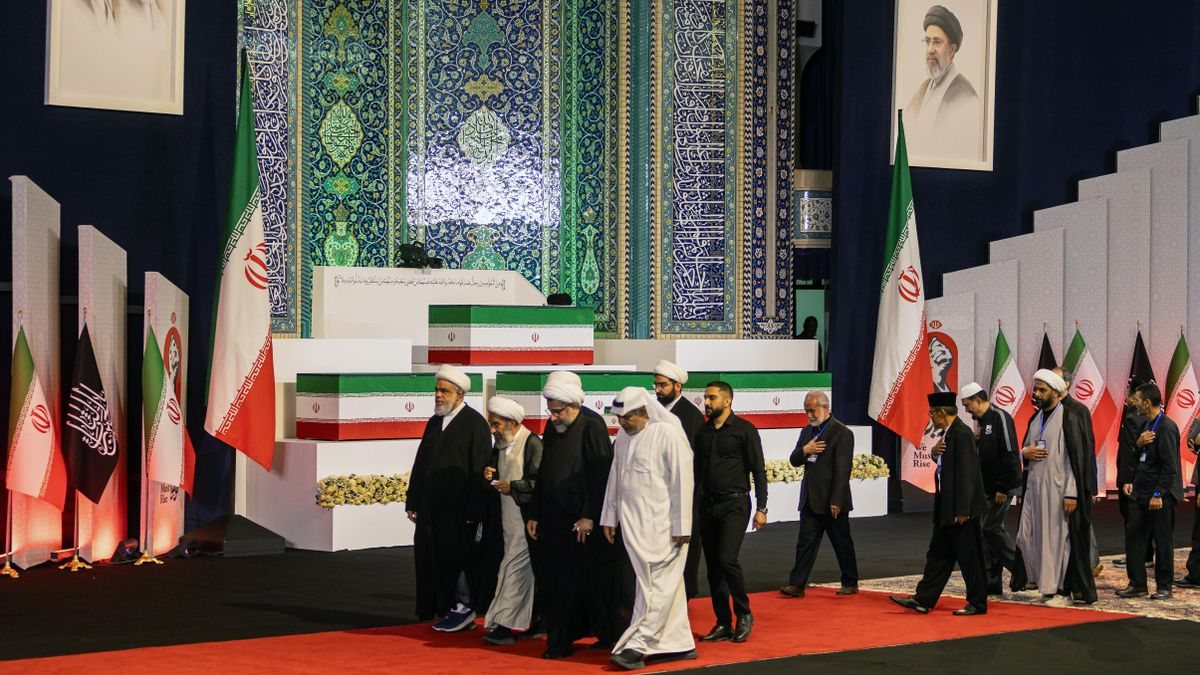 Irán inicia los mayores funerales de Estado por el líder supremo Jamenei, asesinado en febrero