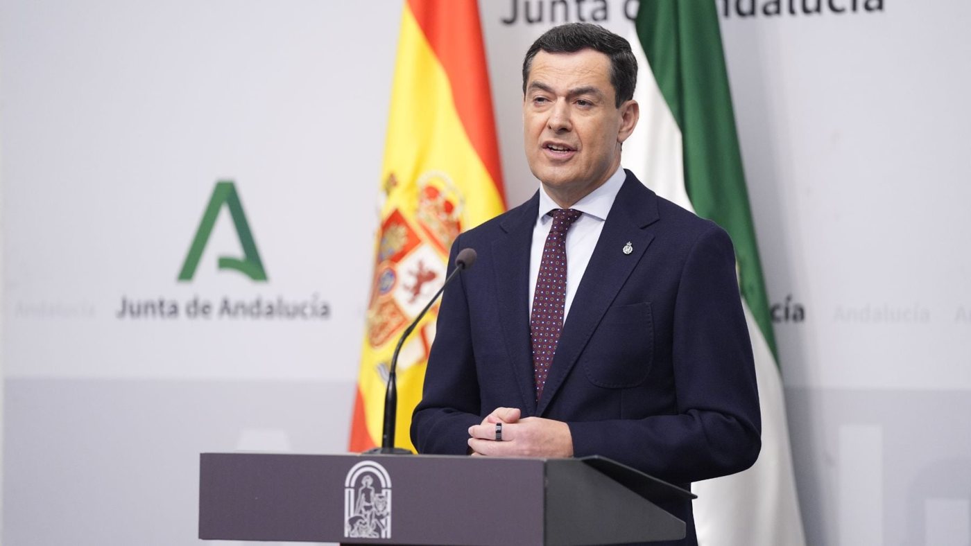 Juanma Moreno forma un Gobierno de 13 consejerías con tres vicepresidencias y la entrada de Vox