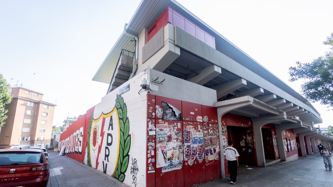 Los jugadores del Rayo denuncian que Vallecas es «un estadio en decadencia»