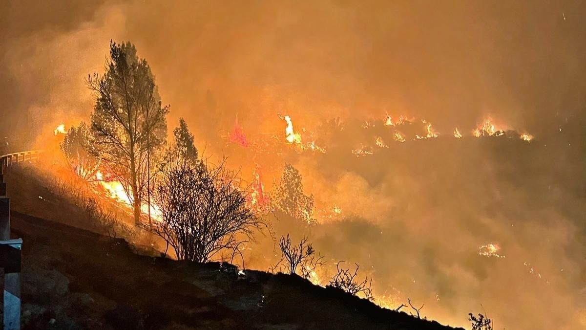El incendio de La Mierla en Guadalajara arrasa 26.000 hectáreas y obliga a evacuar 28 municipios